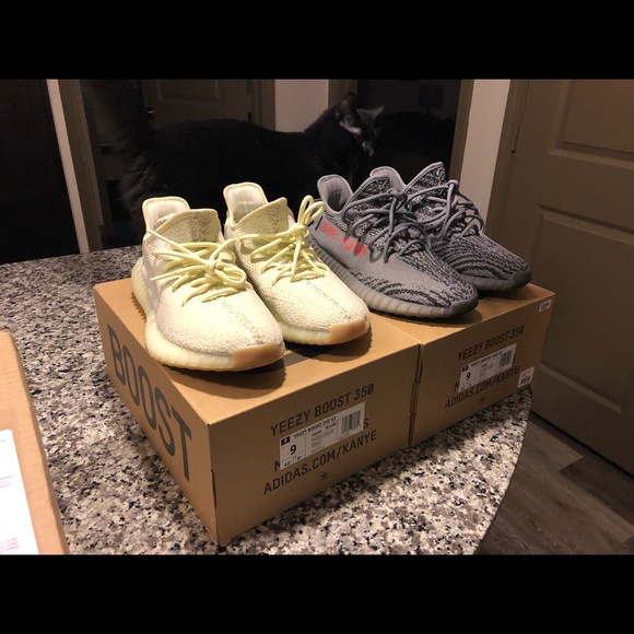 YEEZY BOOST 350 v2 - Picture 2 of 4